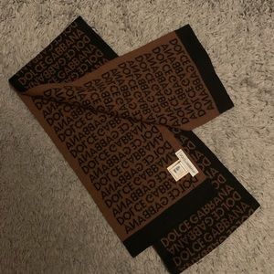AUTHENTIC Dolce & Gabbana Scarf